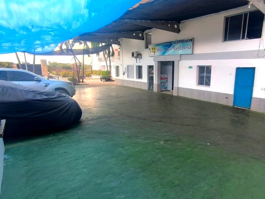 Parqueadero Privado